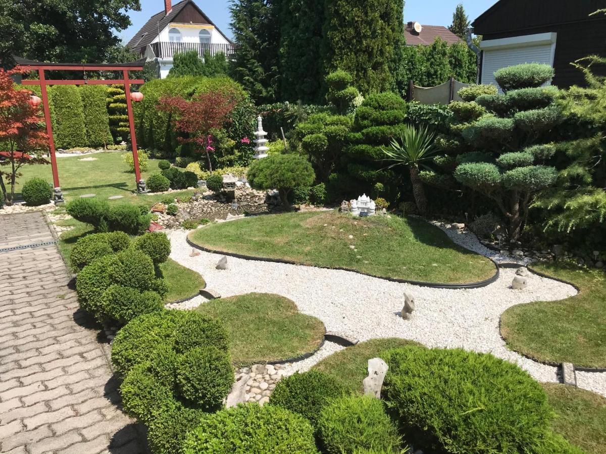 Nyaralo Japankerttel - Apartment With Japanese Garden Balatonmariafurdo Exterior photo