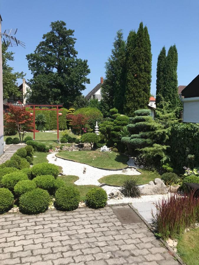 Nyaralo Japankerttel - Apartment With Japanese Garden Balatonmariafurdo Exterior photo